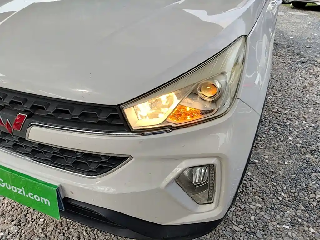 Wuling Hongguang S3 — миниатюра 23
