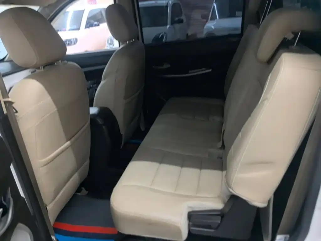 Wuling Hongguang — миниатюра 17
