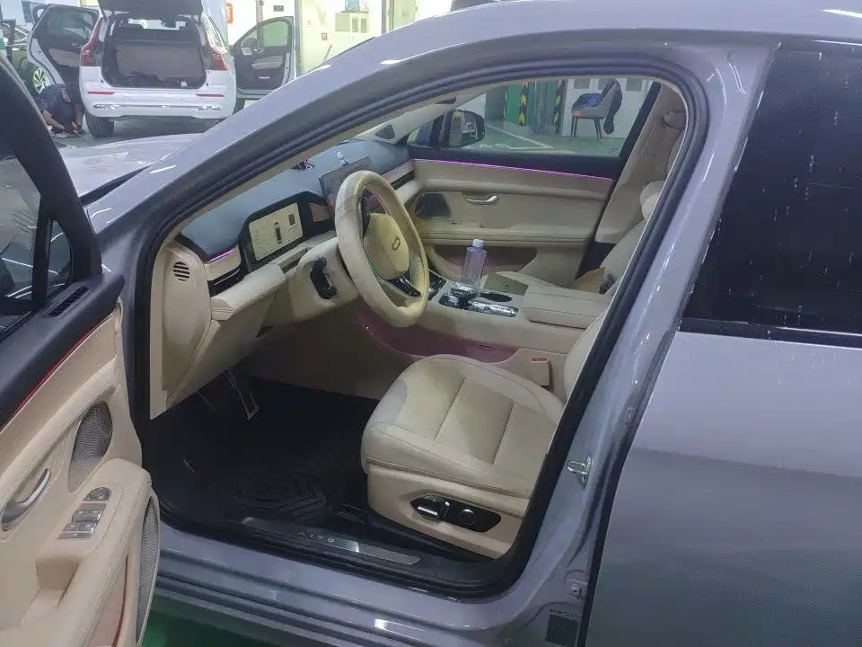 AITO AITO M5 — миниатюра 5
