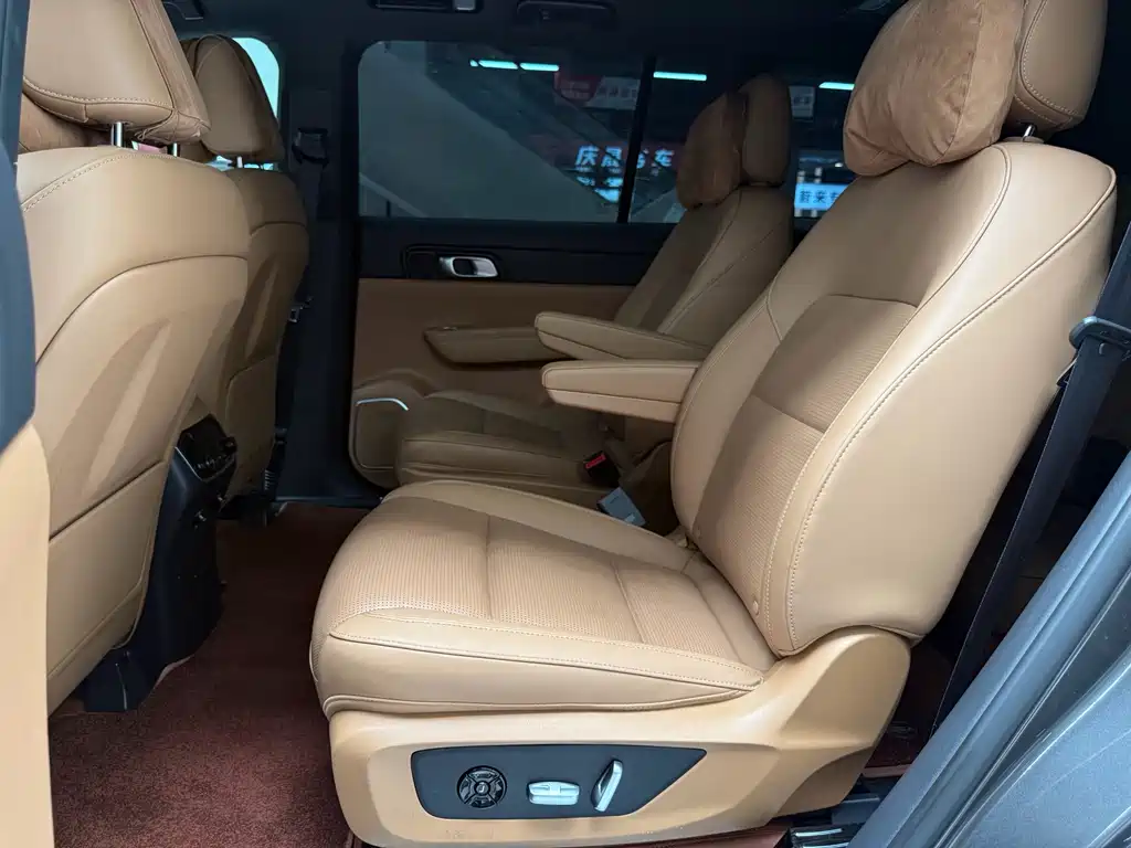 Li Auto Li ONE — миниатюра 19