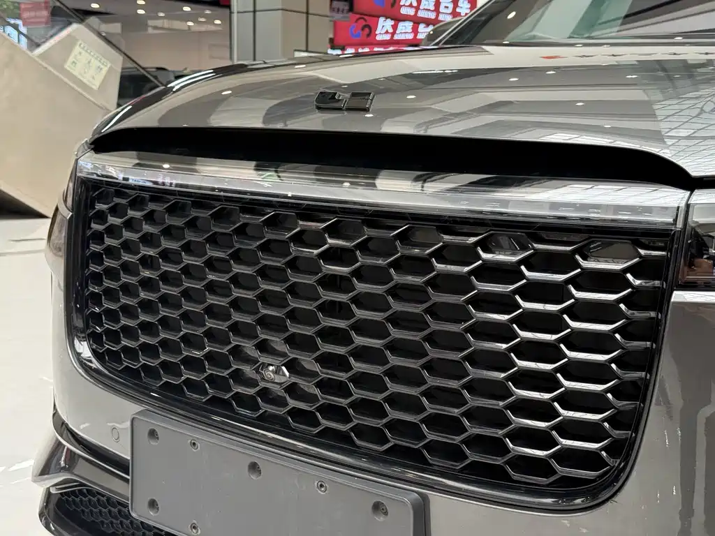 Li Auto Li ONE — миниатюра 9