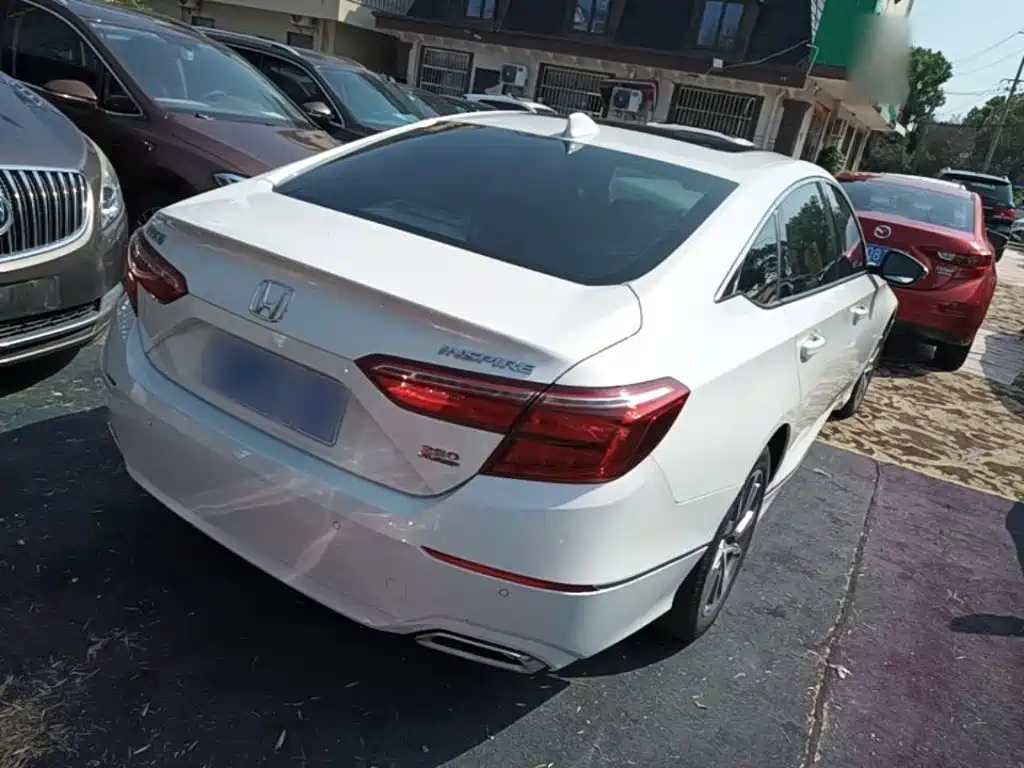 Honda Inspire — миниатюра 7
