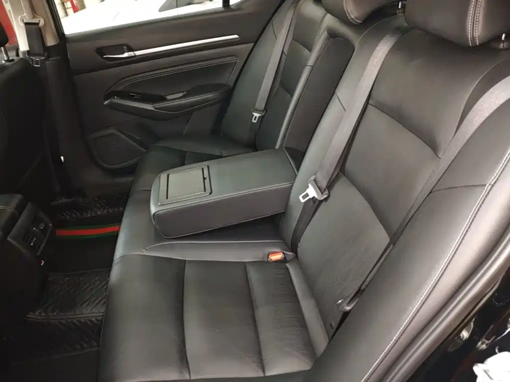 Nissan Teana — миниатюра 17