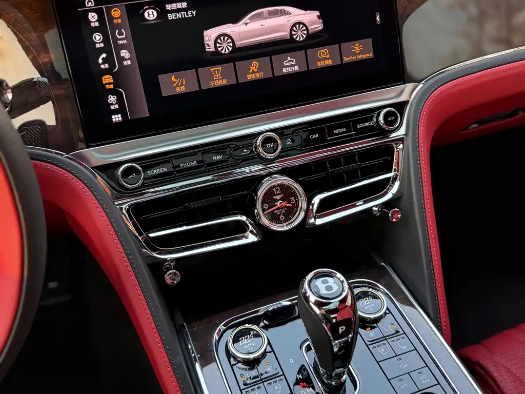 Bentley Flying Spur PHEV — миниатюра 12