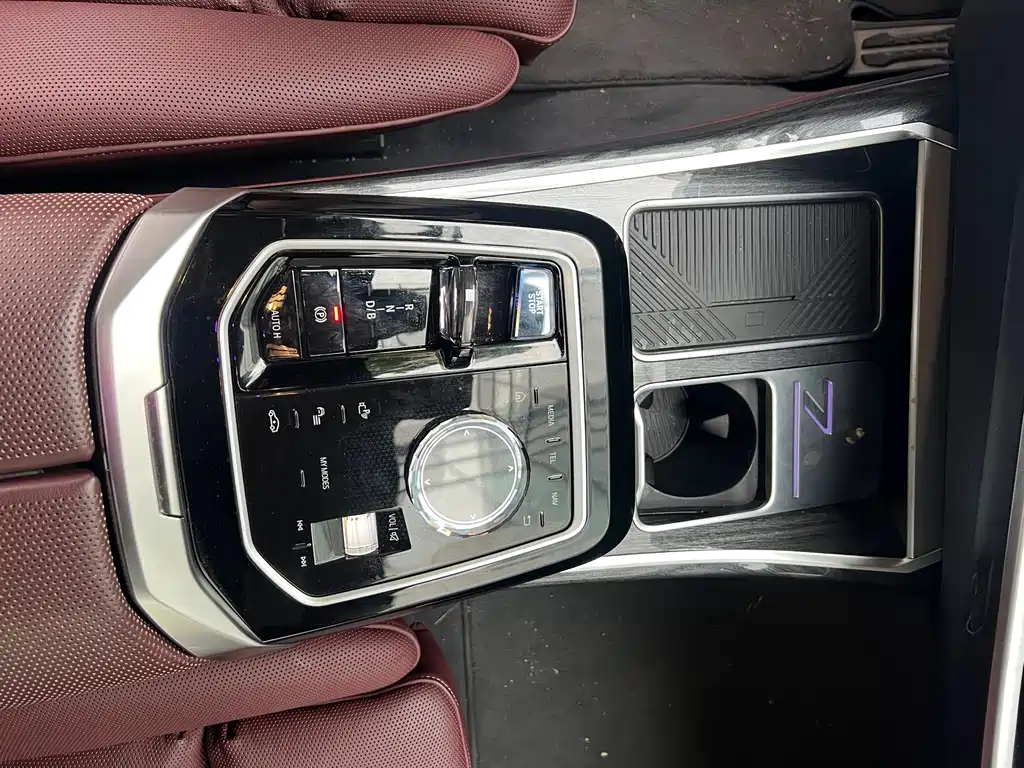 BMW i7 2023 eDrive50L Premium M Sport