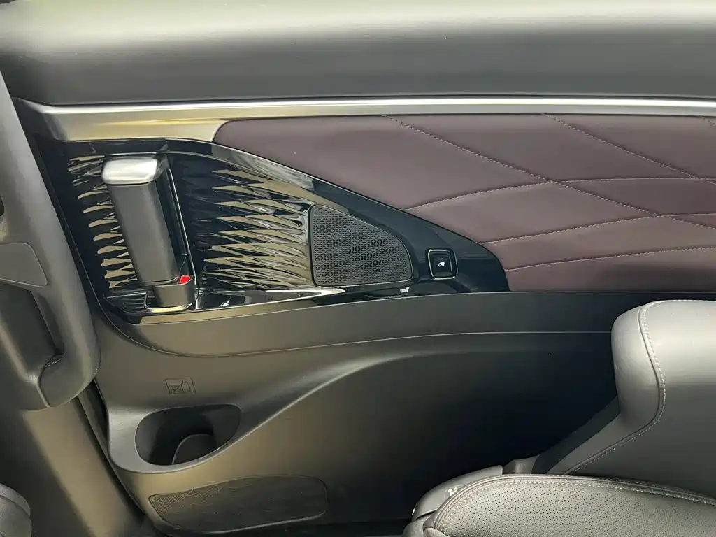 GAC Motor Trumpchi M8 — миниатюра 19