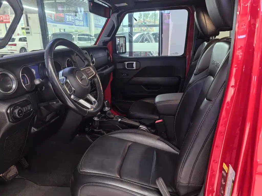 Jeep Wrangler — миниатюра 14