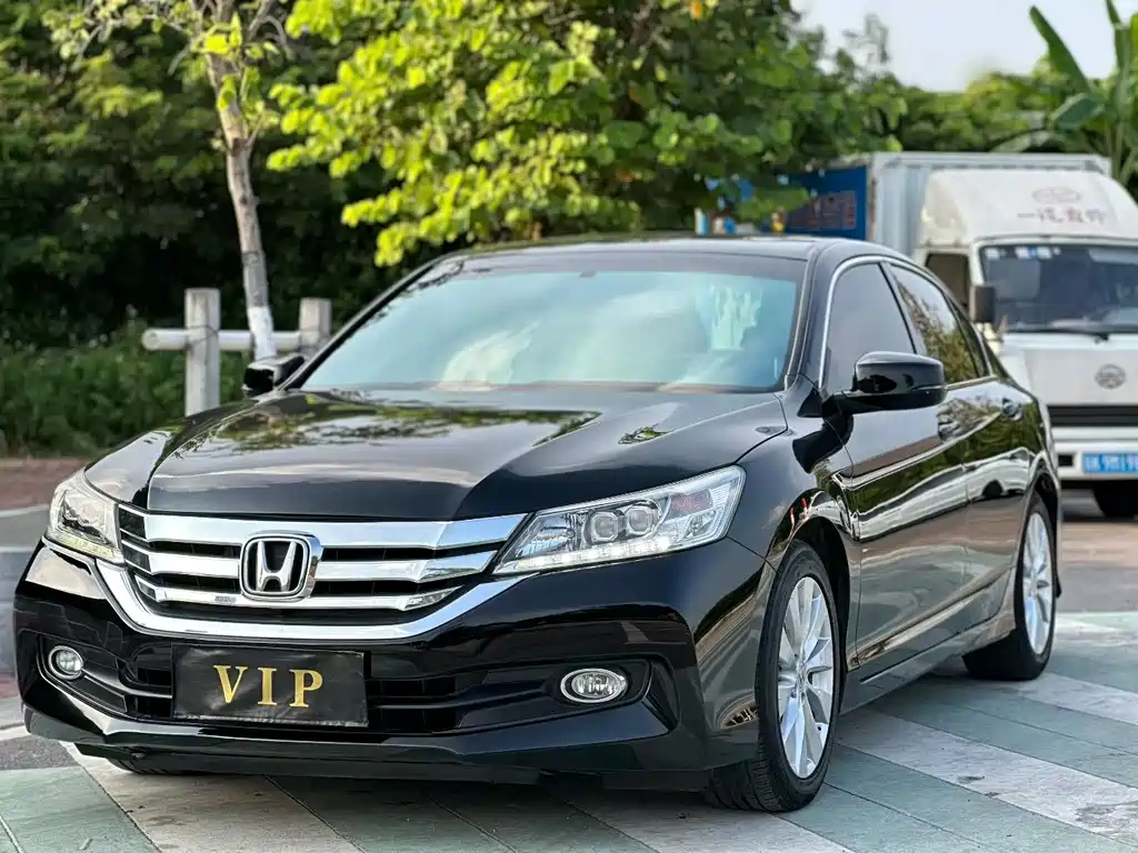 Honda Accord 2014 2.4L EX Luxury