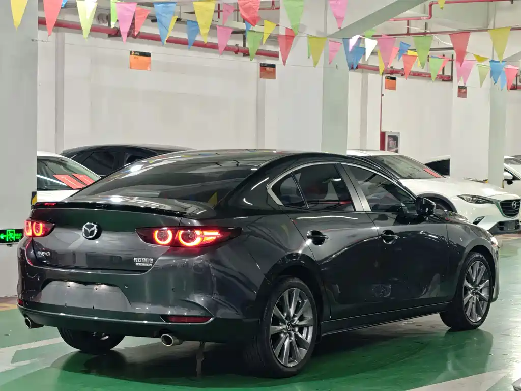 Mazda 3 Axela — миниатюра 4