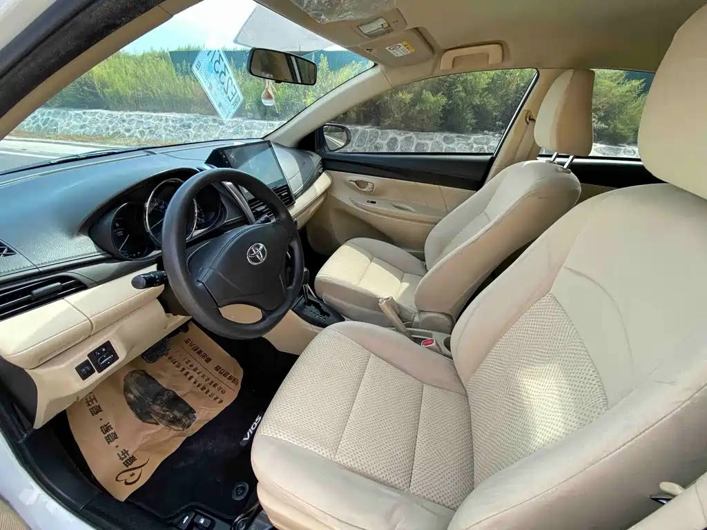 Toyota Vios — миниатюра 7