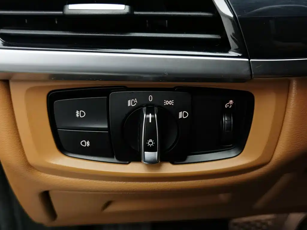 BMW X6 — миниатюра 21