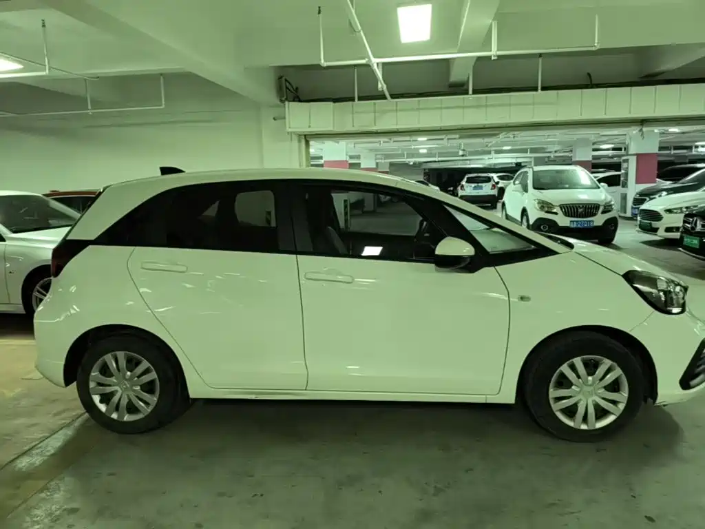 Honda Fit — миниатюра 26