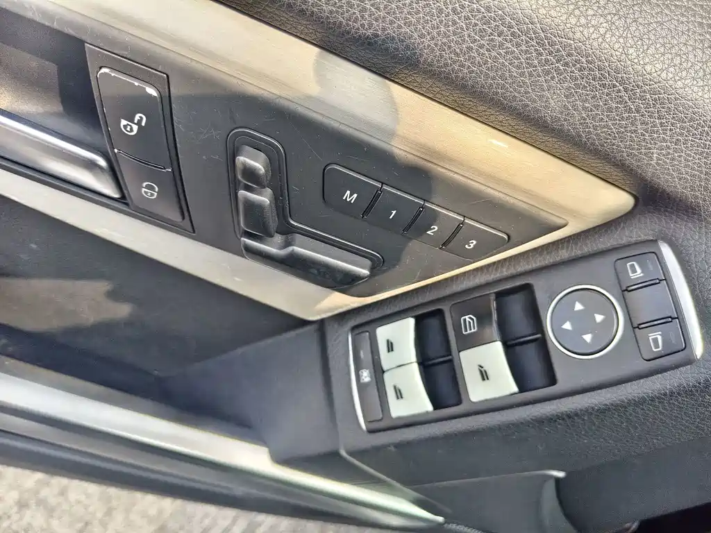 Mercedes-Benz GLK-Class — миниатюра 16