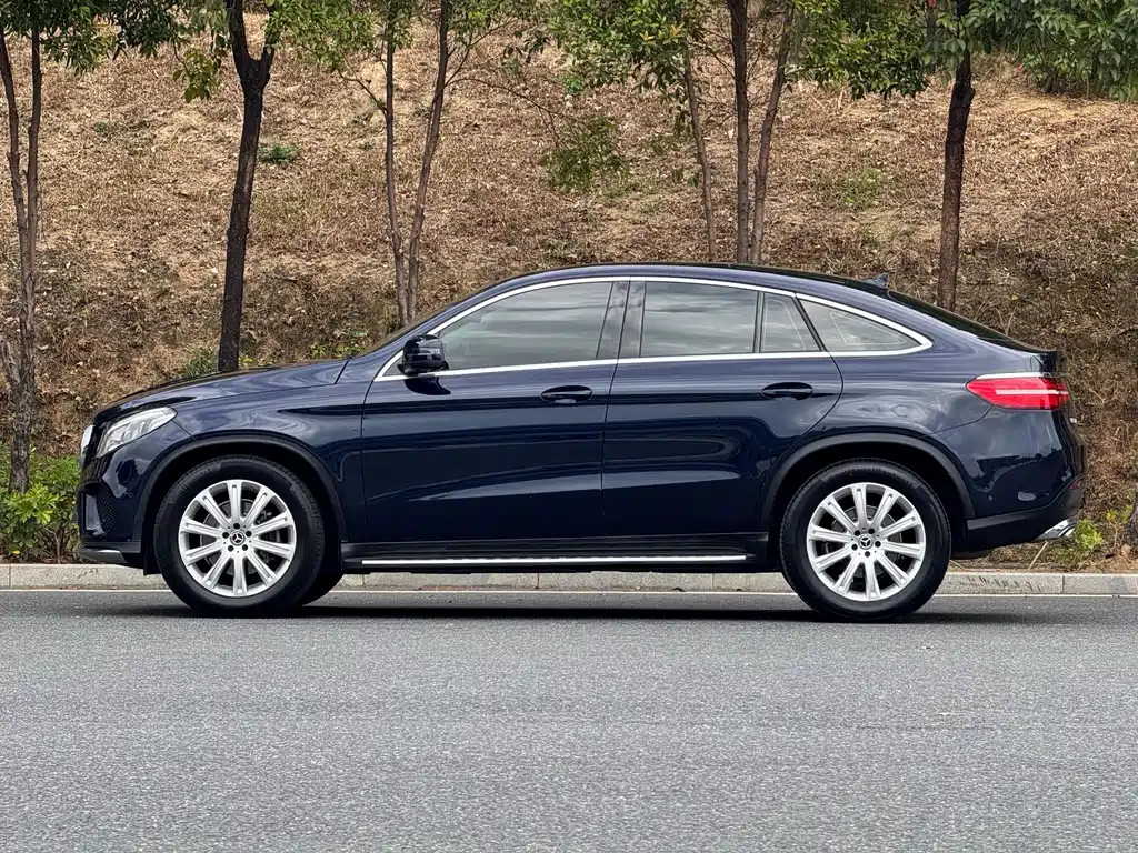 MERCEDES-BENZ GLE COUPE
