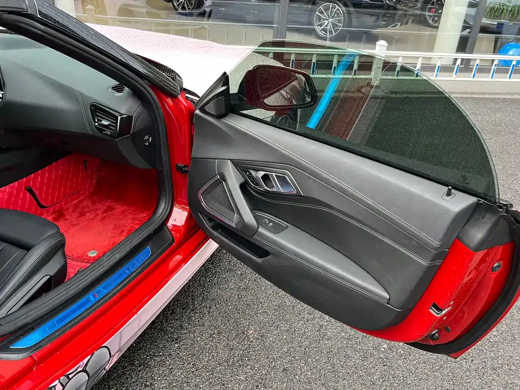 BMW Z4 — миниатюра 14