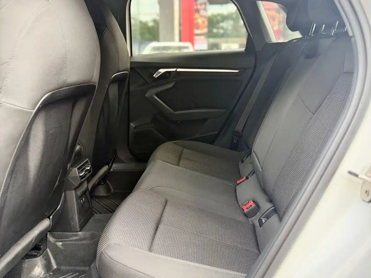 Audi A3 2023 Белый из Китая