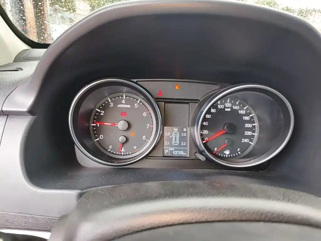 Haval M6 — миниатюра 12