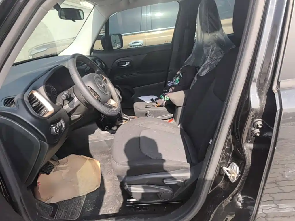 Jeep Renegade — миниатюра 20