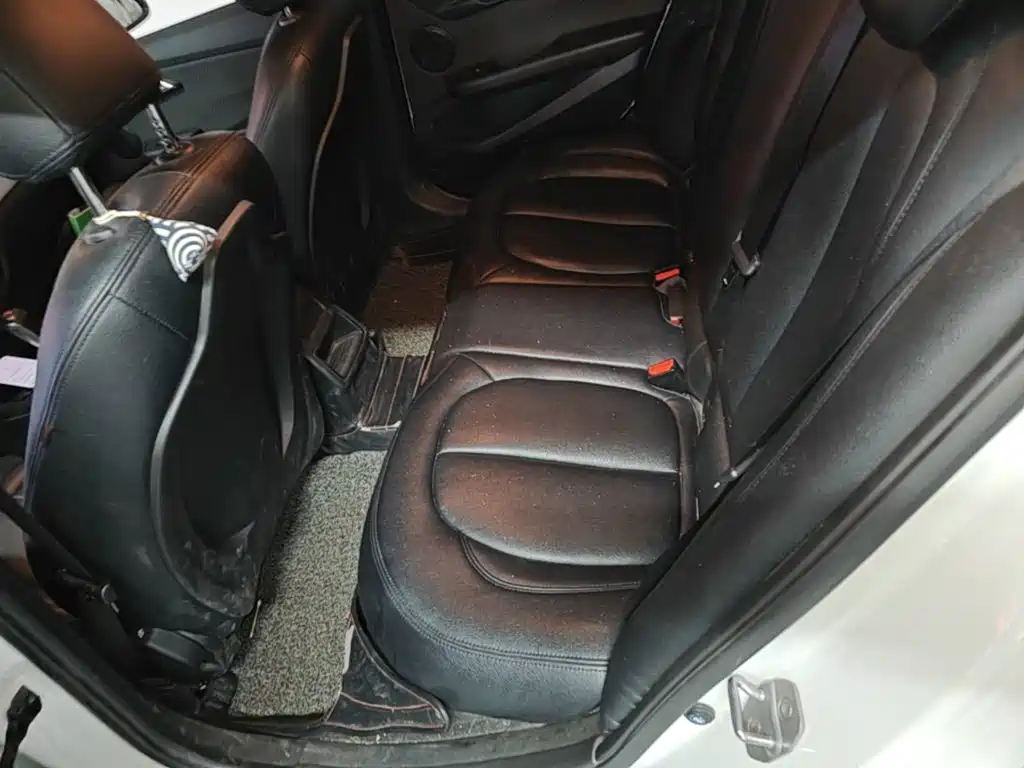 BMW 1 Series — миниатюра 17