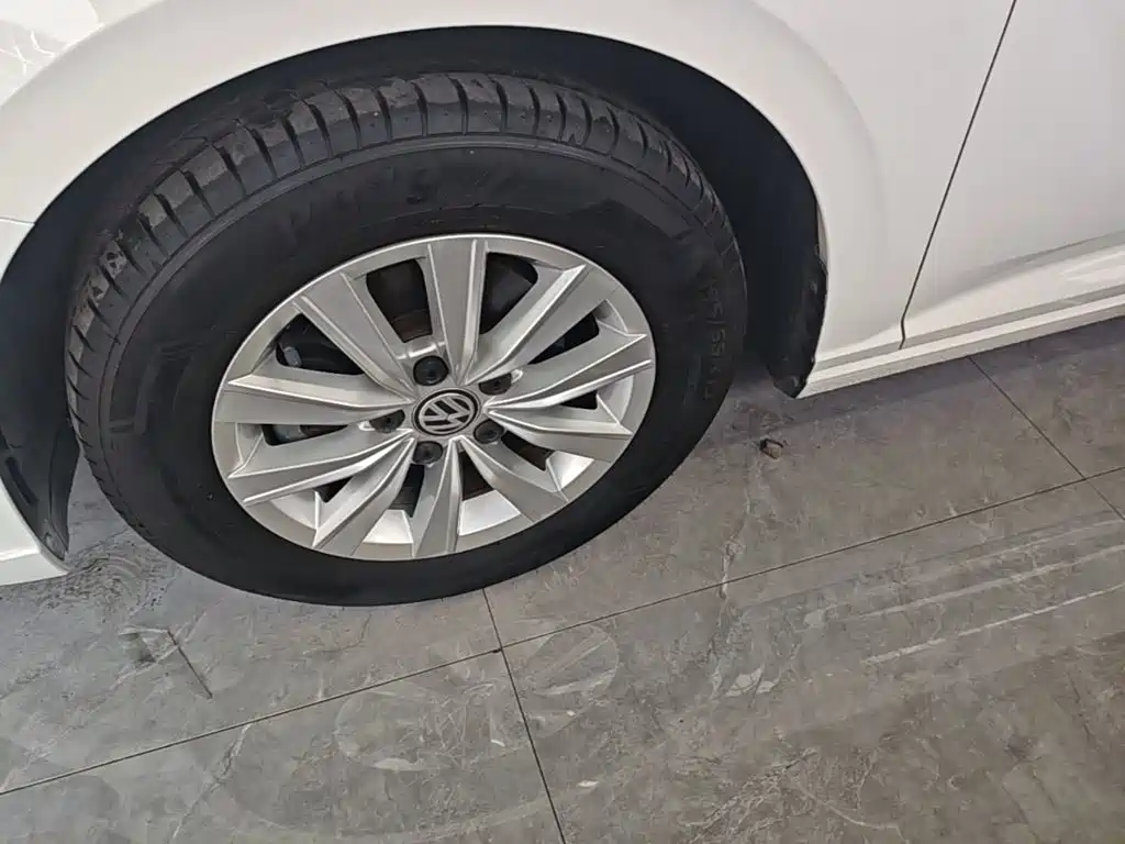 Volkswagen Lavida — миниатюра 23