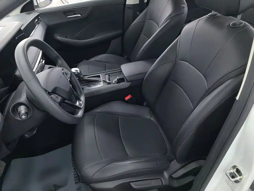 Roewe i5 2023 1.5L CVT Luxury