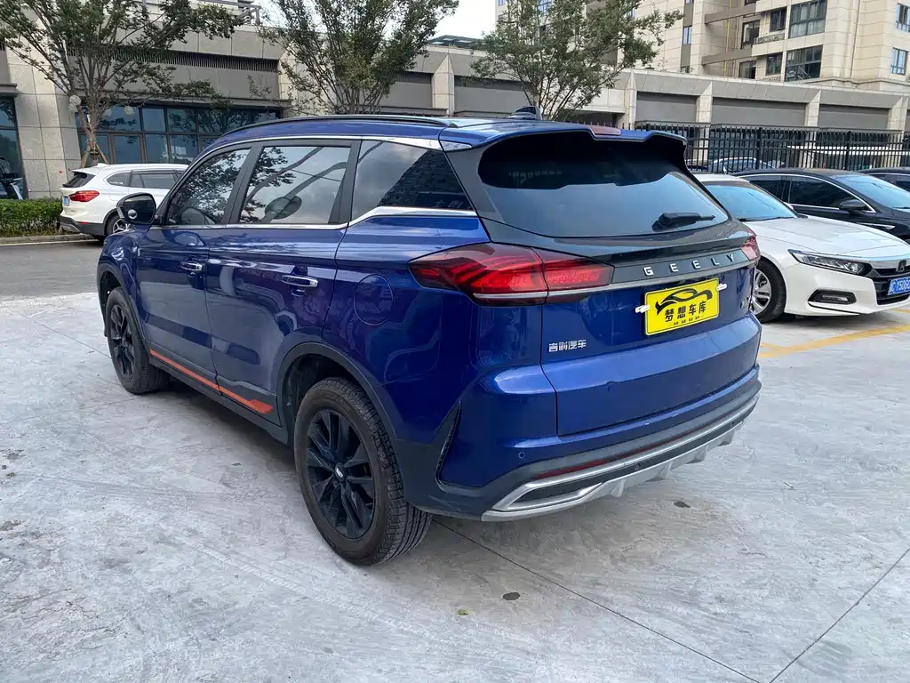 Geely Boyue — миниатюра 4