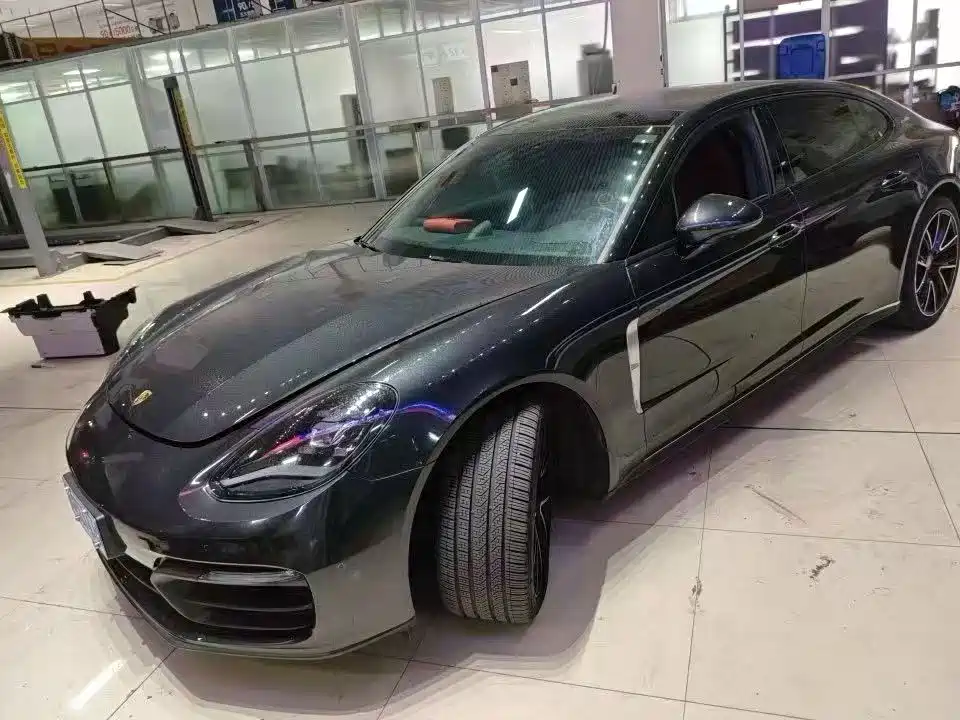 Porsche Panamera — миниатюра 2