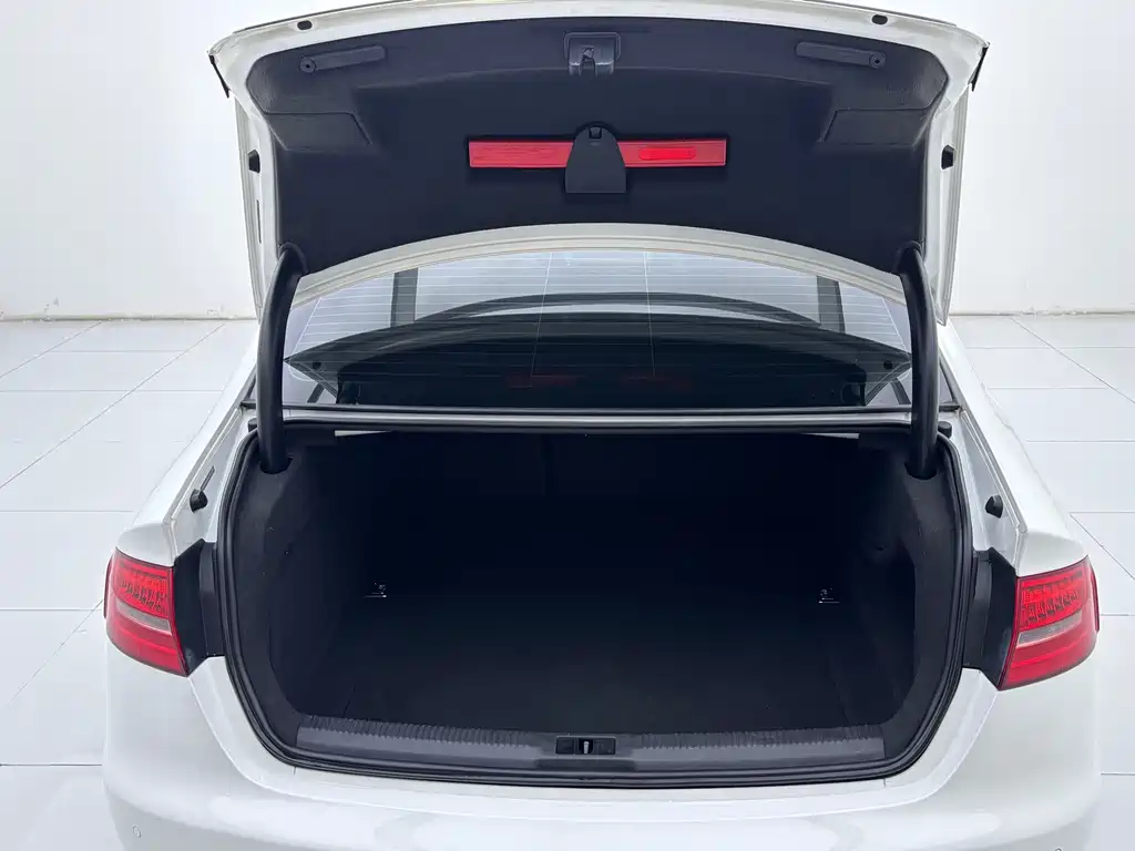 Audi A4L 2013 35 TFSI AT