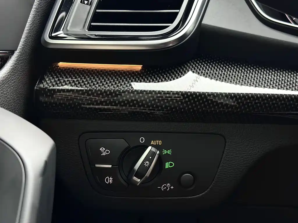 Audi SQ5 — миниатюра 10