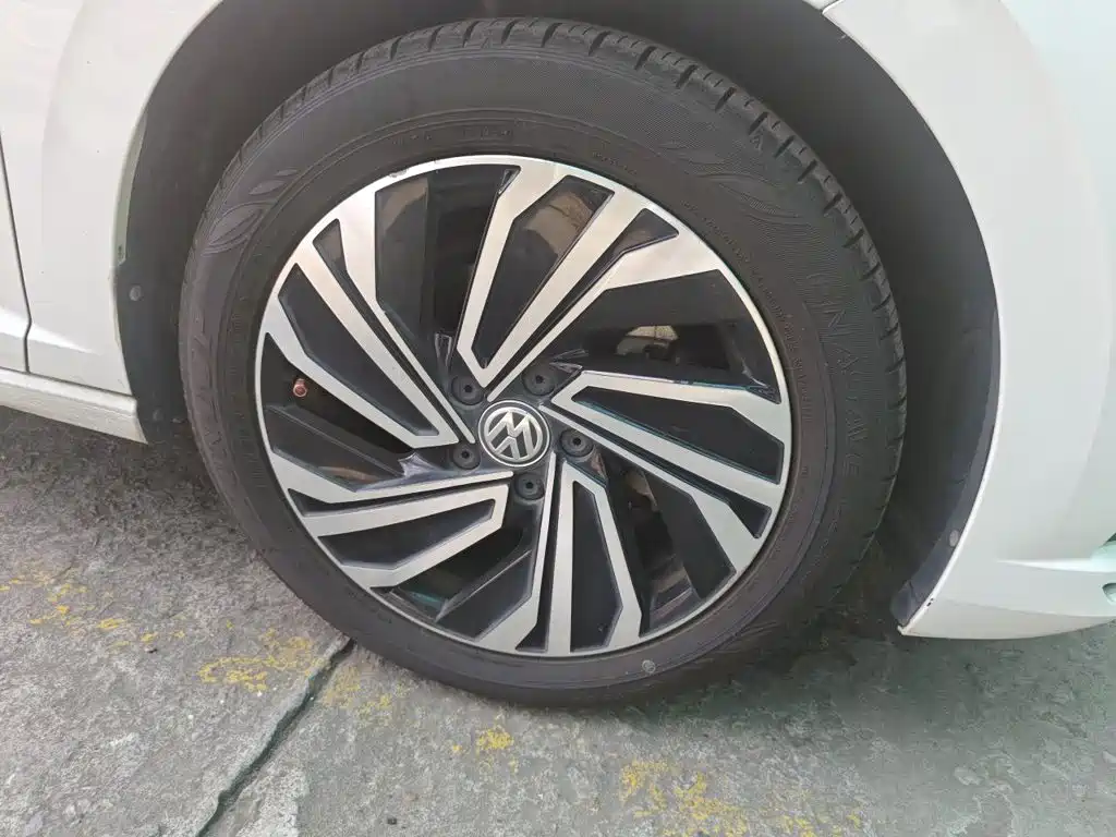 Volkswagen Sagitar — миниатюра 24