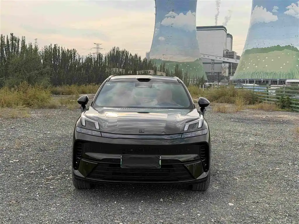 Lynk & Co 08 EM-P — миниатюра 2