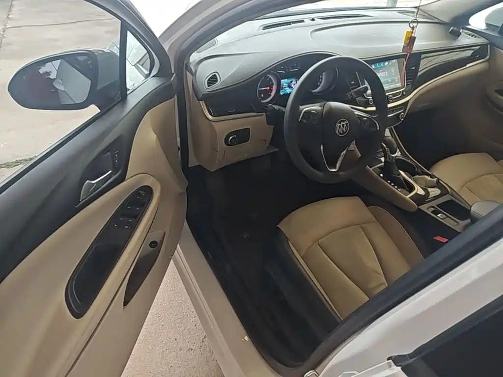 Buick Verano — миниатюра 16