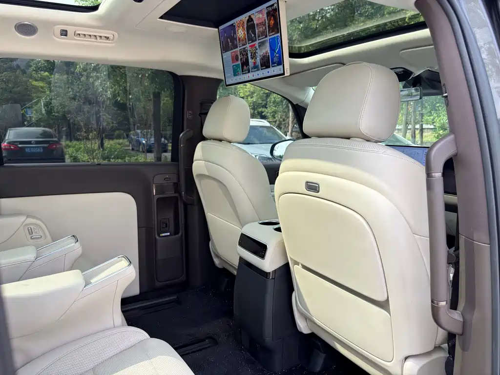 Li Auto Li MEGA — миниатюра 16