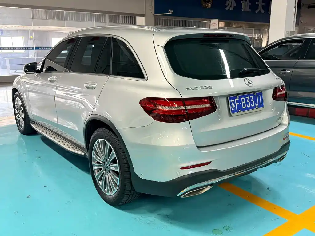 Mercedes-Benz GLC — миниатюра 7