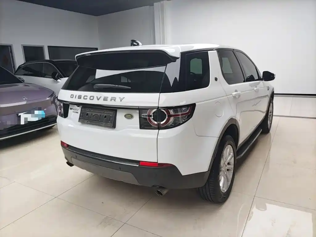 Land Rover Discovery Sport — миниатюра 7