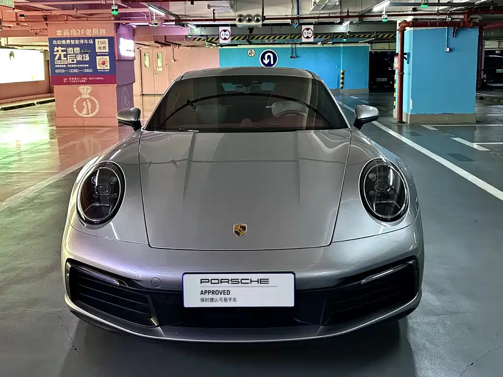 Porsche 911 2023 Carrera 3.0T