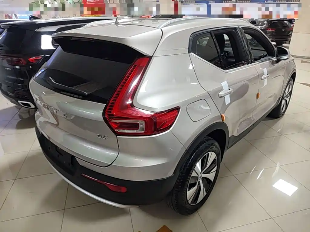 Volvo XC40 — миниатюра 7