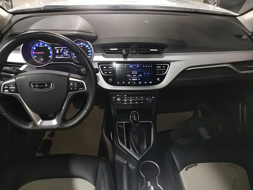 Geely Vision — миниатюра 10