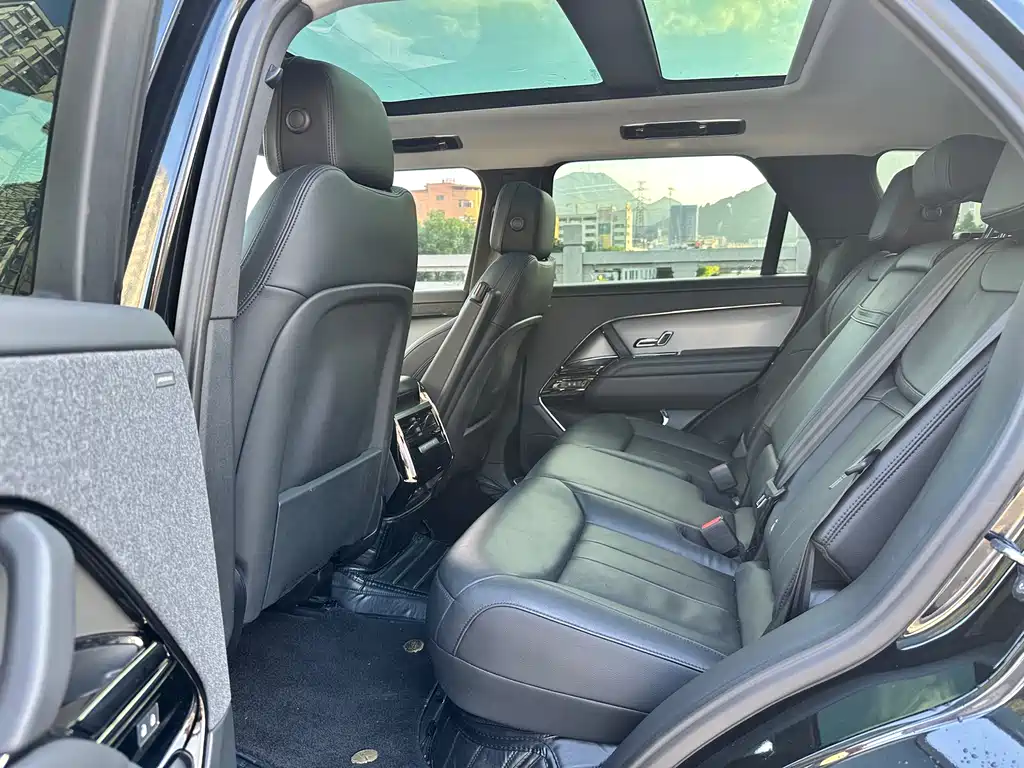 Land Rover Range Rover Sport 2024 360PS S