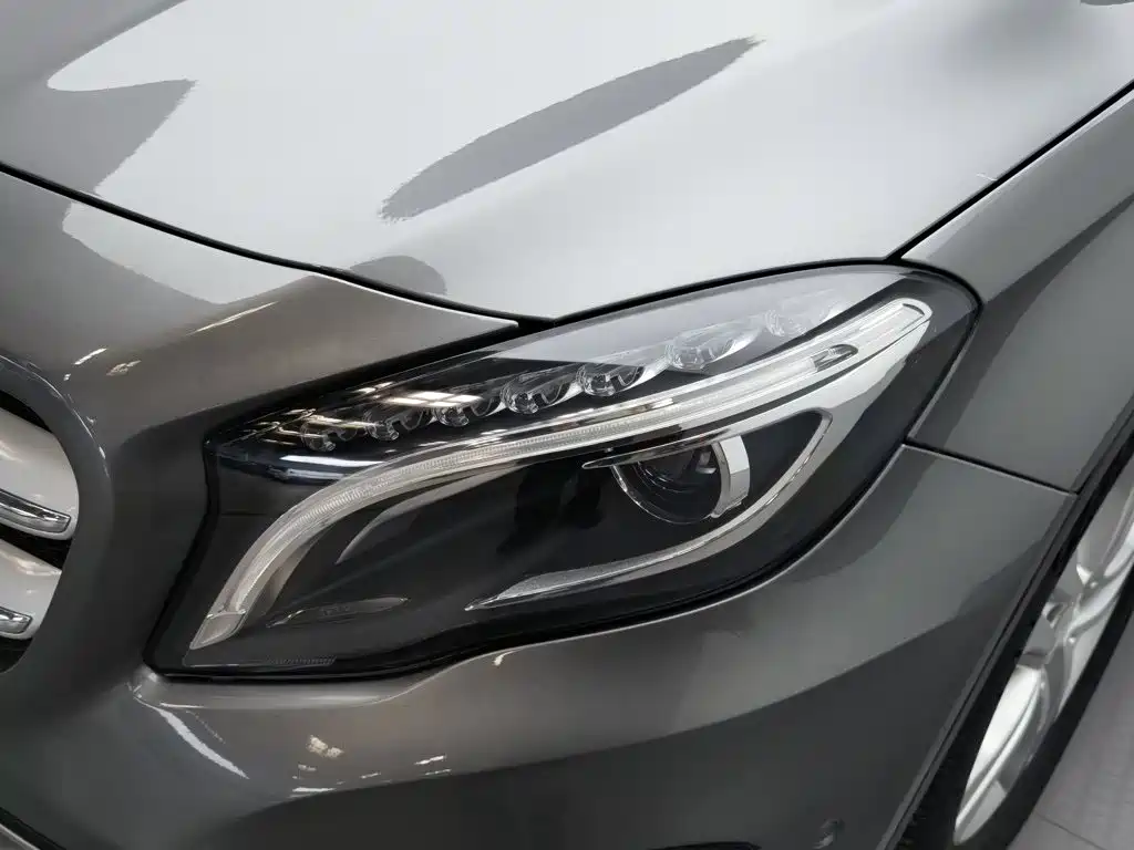 Mercedes-Benz GLA — миниатюра 7