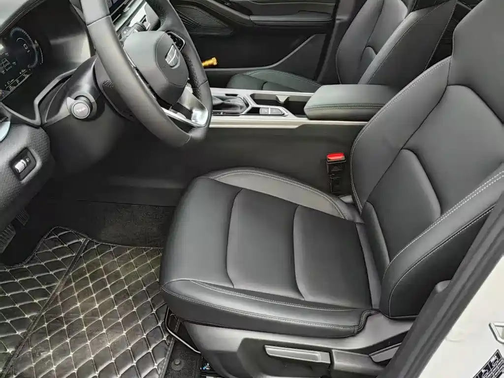 Geely Emgrand — миниатюра 10