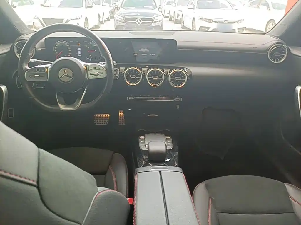 Mercedes-Benz CLA (Import) — миниатюра 10