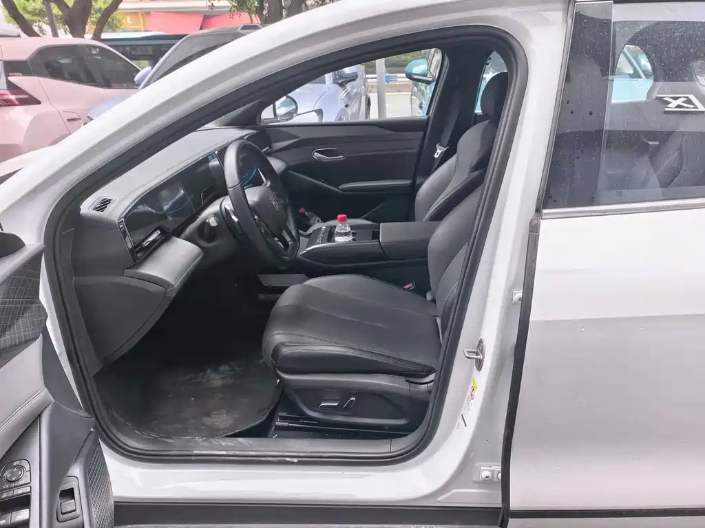 BYD Qin L — миниатюра 3