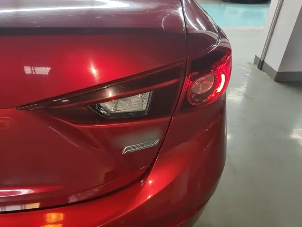 Mazda 3 Axela — миниатюра 8