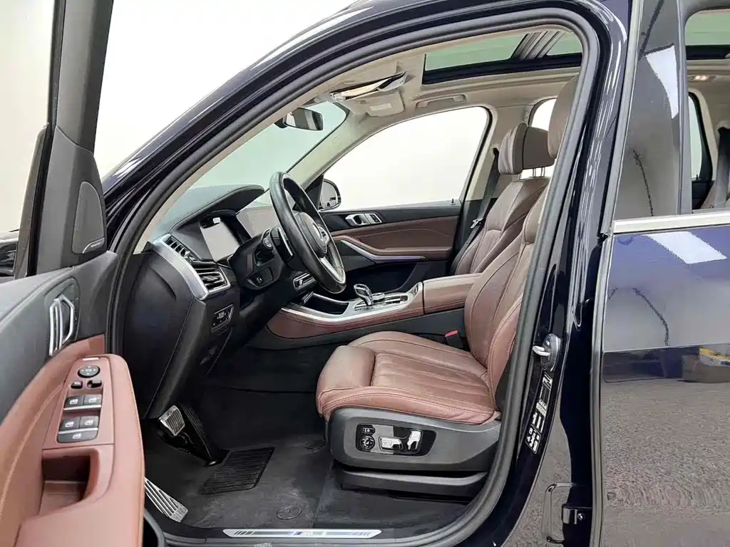 BMW X5 (Import) — миниатюра 12