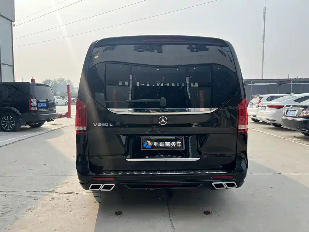 Mercedes-Benz V-Class — миниатюра 10