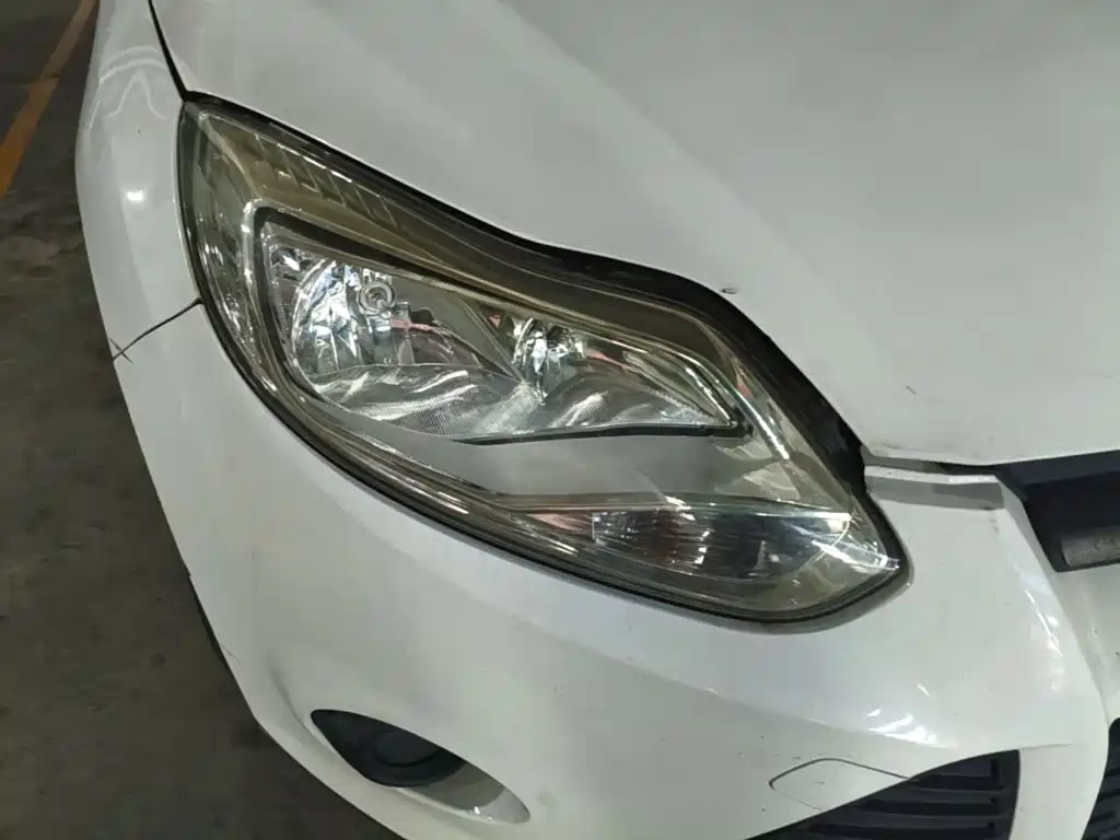 Ford Focus — миниатюра 8