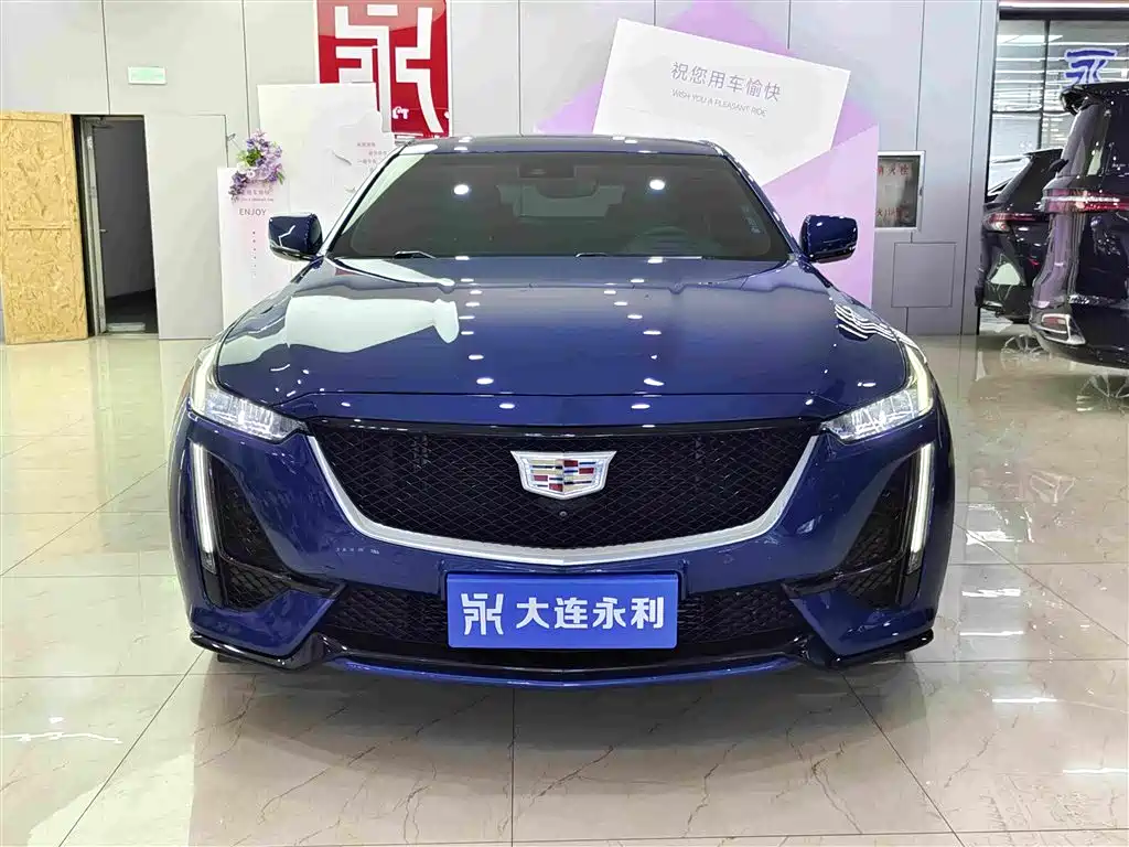 Cadillac CT5 — миниатюра 2
