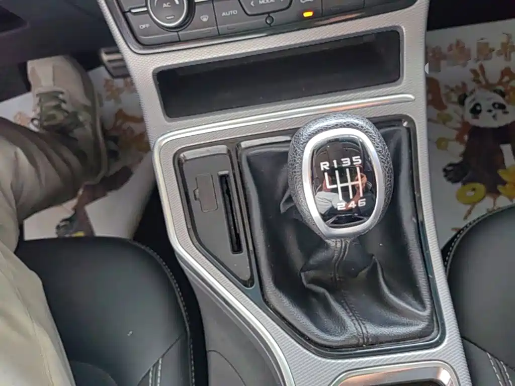Geely Emgrand GS — миниатюра 14