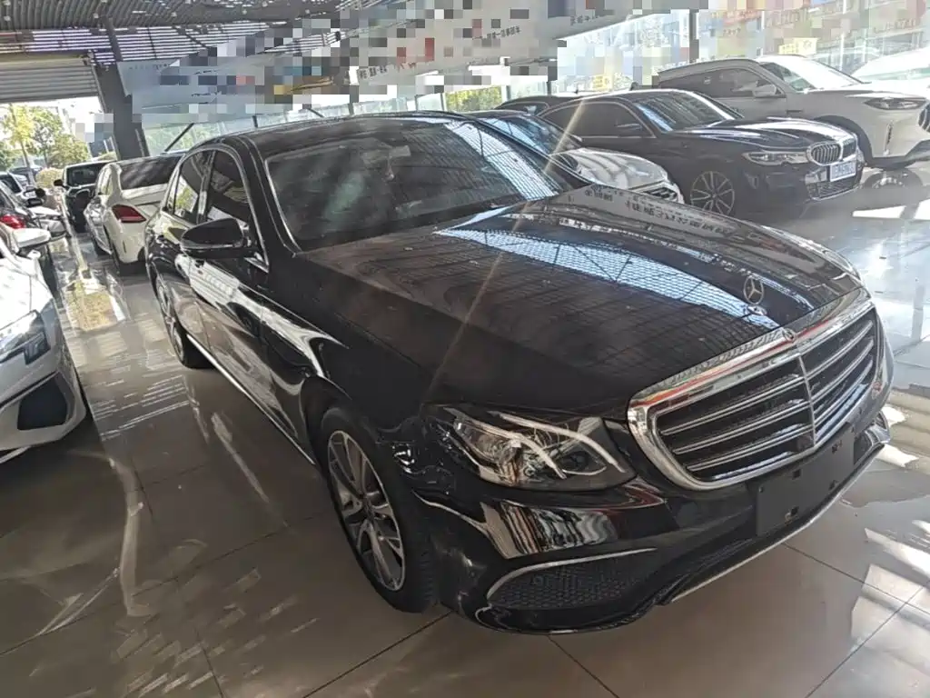Mercedes-Benz E-Class — миниатюра 4
